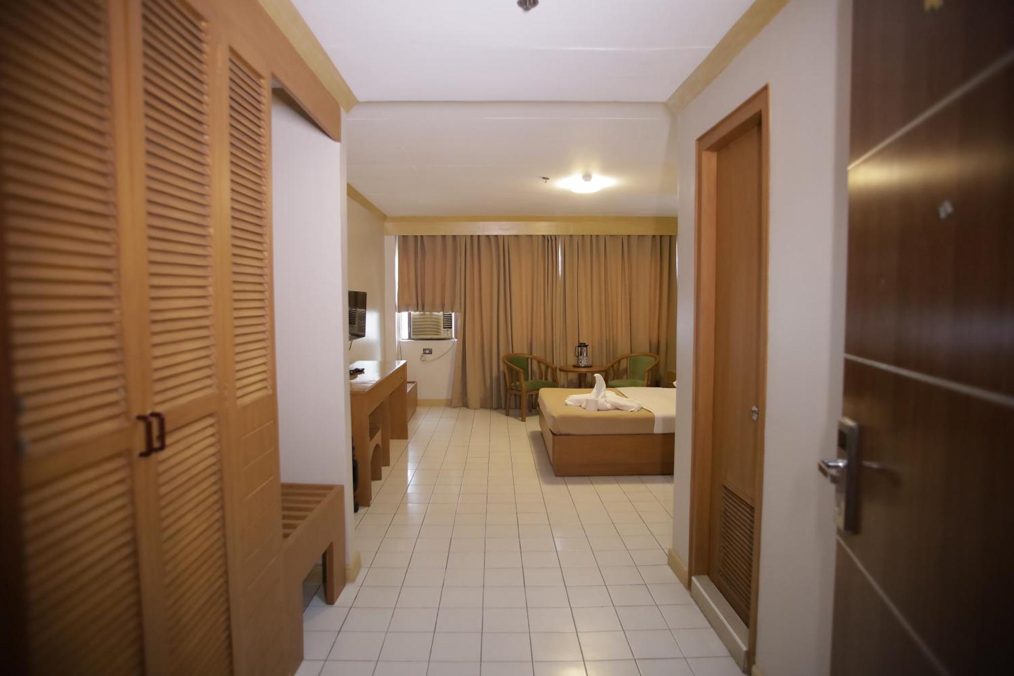 Hotel Soriente Манила Экстерьер фото