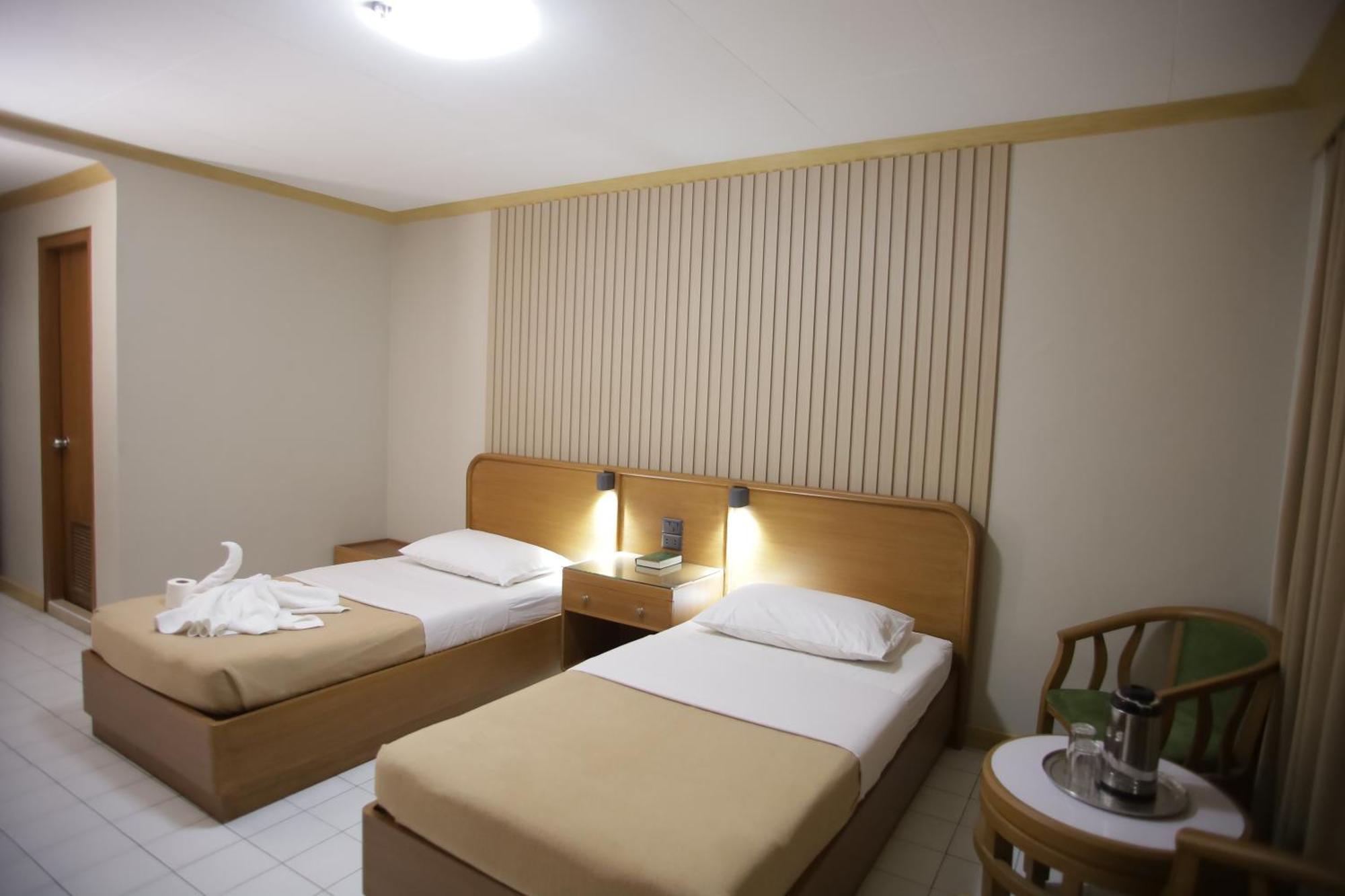 Hotel Soriente Манила Экстерьер фото